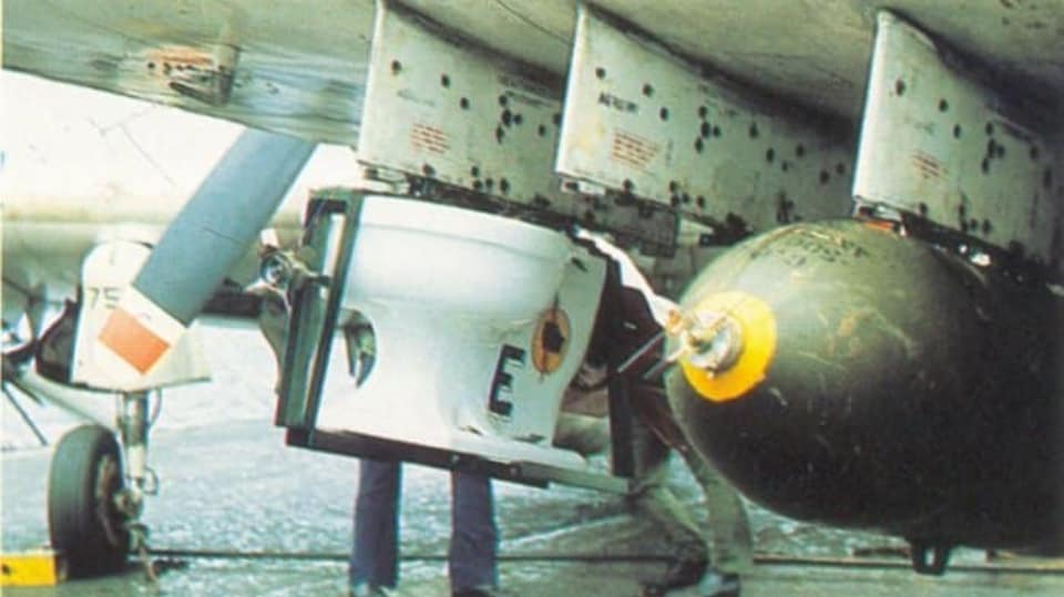 Jediné bombardování toaletní mísou v dějinách - Obrázek 2